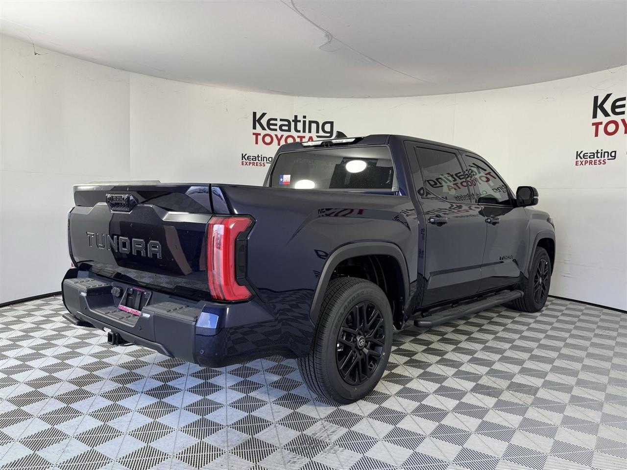 Toyota Tundra Limited CrewMax 2WD 2026