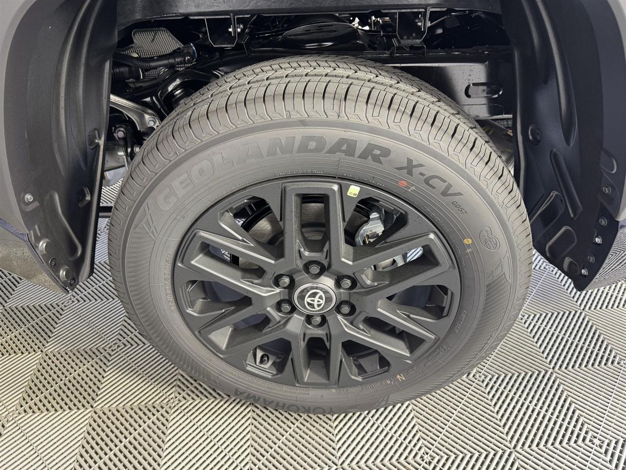 Toyota Tundra Limited CrewMax 2WD 2026