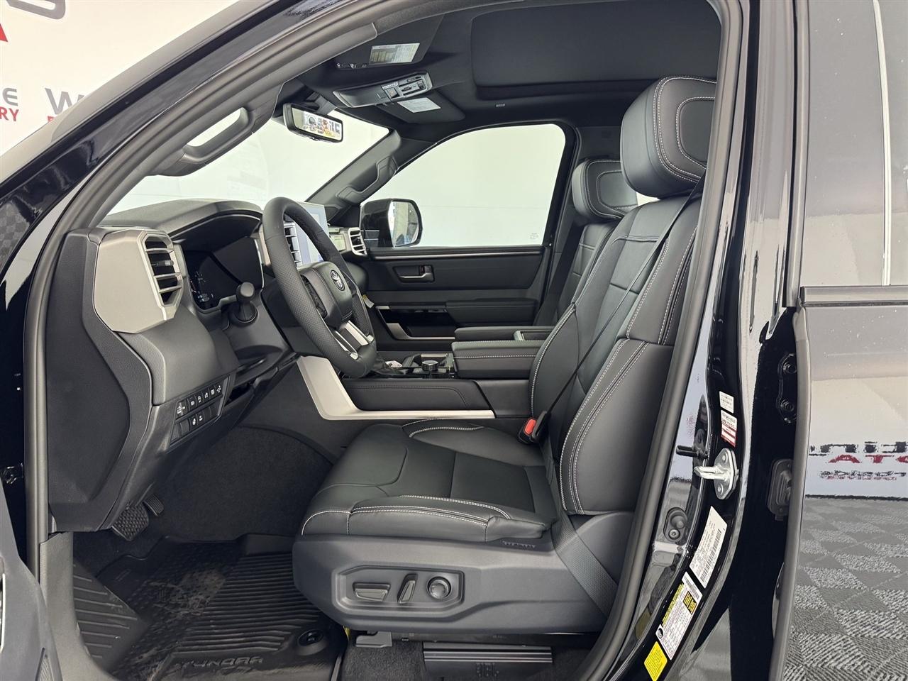 Toyota Tundra Limited CrewMax 2WD 2026
