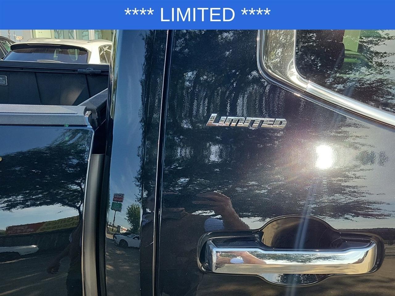 Toyota Tundra Limited CrewMax 4WD 2024