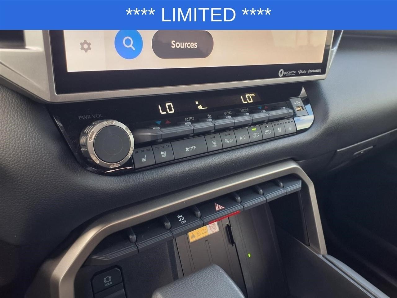 Toyota Tundra Limited CrewMax 4WD 2024
