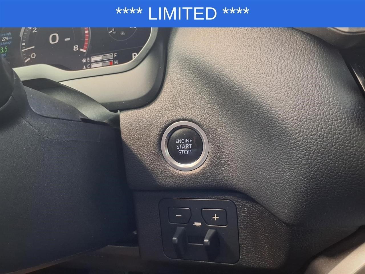 Toyota Tundra Limited CrewMax 4WD 2024