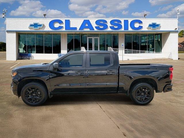 Chevrolet Silverado 1500 Custom Crew Cab 2WD 2024