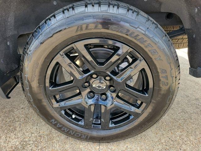 Chevrolet Silverado 1500 Custom Crew Cab 2WD 2024
