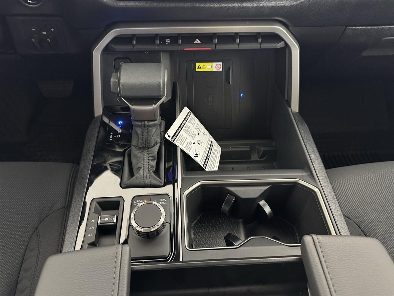 Toyota Tundra SR5 CrewMax 4WD 2026