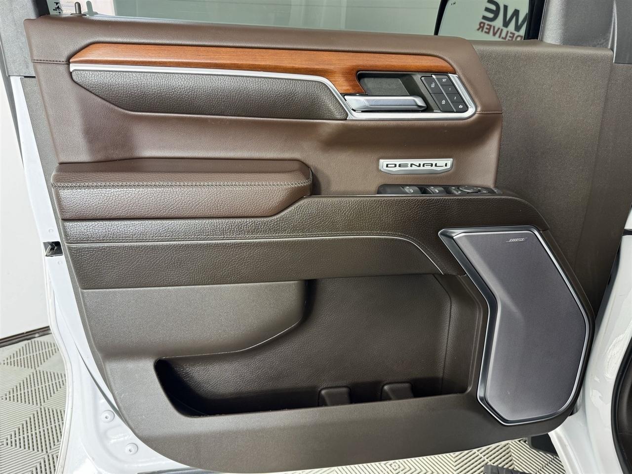 GMC Sierra 1500 Denali Crew Cab Short Box 2WD 2023