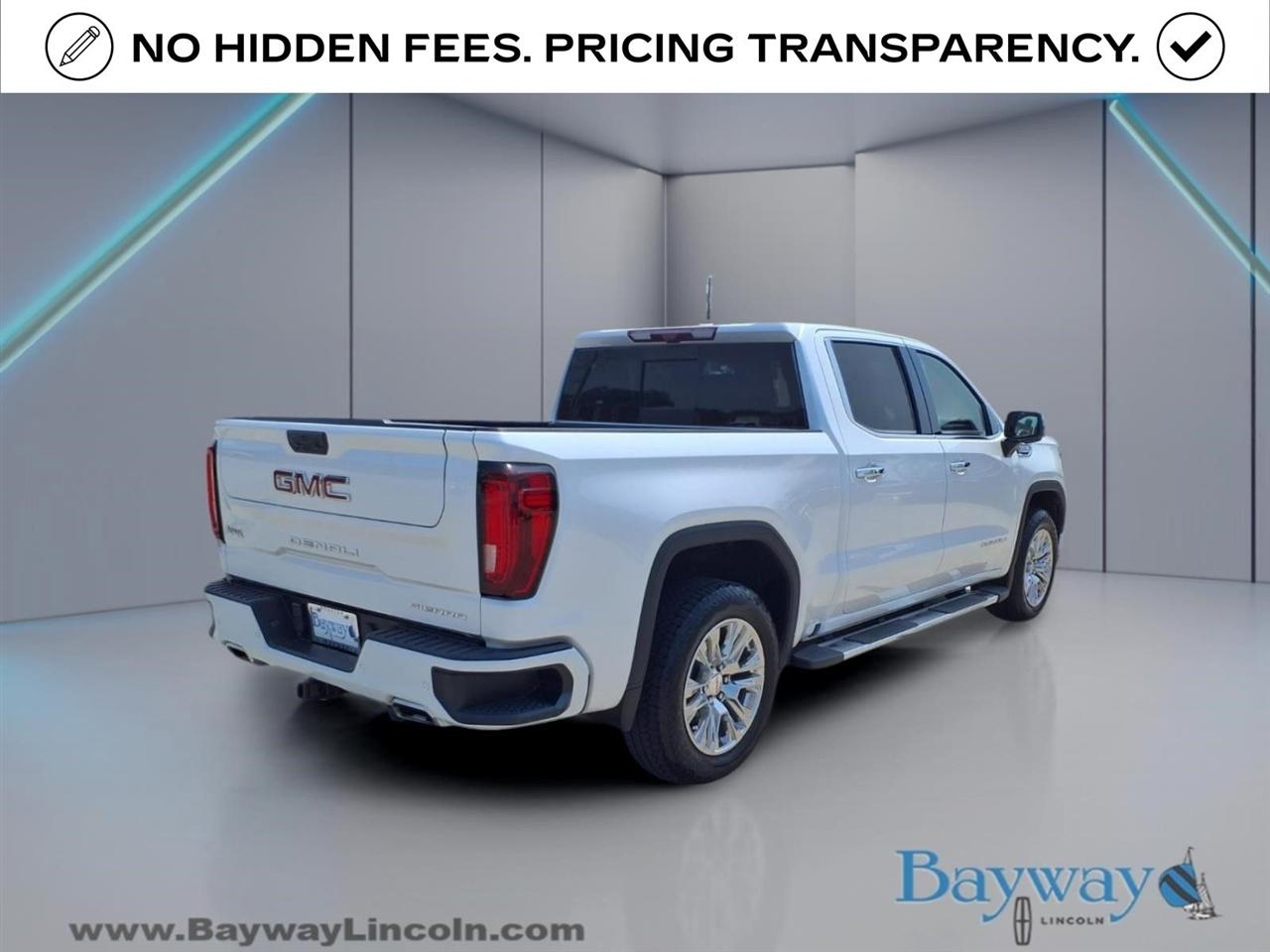 GMC Sierra 1500 Denali Crew Cab Short Box 4WD 2025