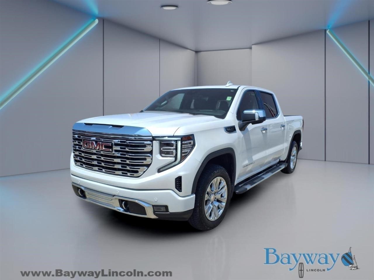 GMC Sierra 1500 Denali Crew Cab Short Box 4WD 2025