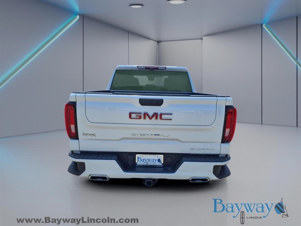 GMC Sierra 1500 Denali Crew Cab Short Box 4WD 2025