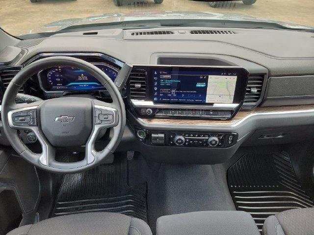 Chevrolet Silverado 1500 RST Crew Cab 4WD 2026