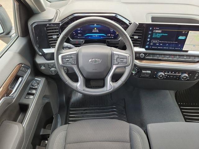 Chevrolet Silverado 1500 RST Crew Cab 4WD 2026