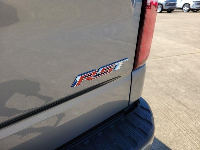 Chevrolet Silverado 1500 RST Crew Cab 4WD 2026