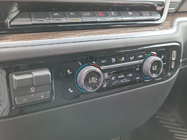 Chevrolet Silverado 1500 RST Crew Cab 4WD 2026
