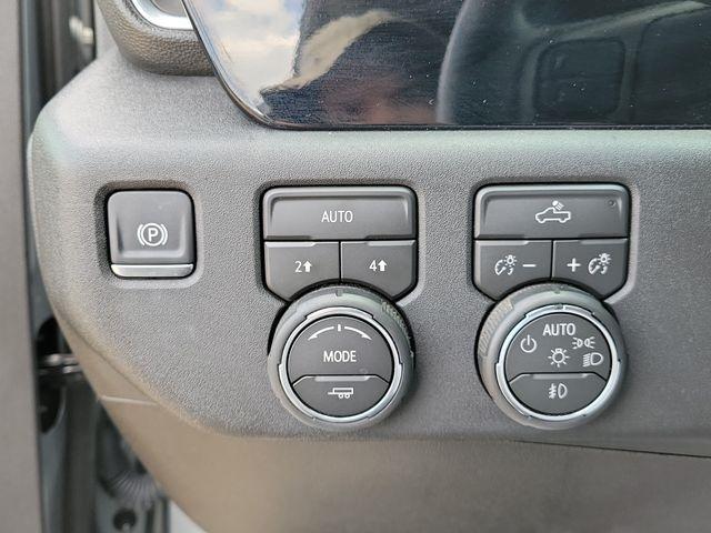 Chevrolet Silverado 1500 RST Crew Cab 4WD 2026