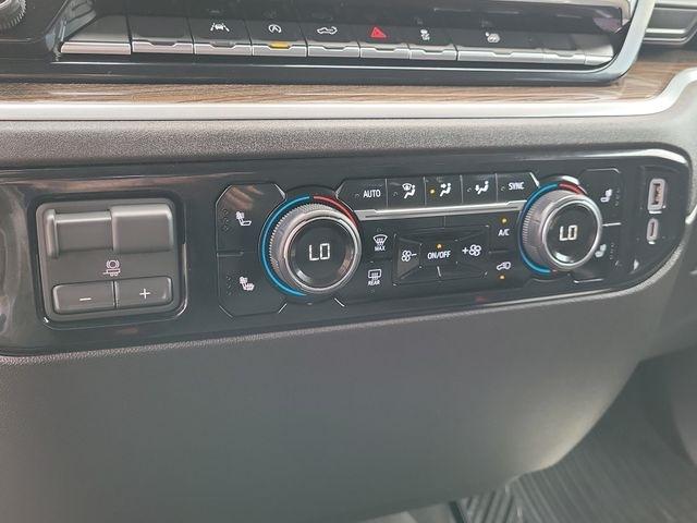 Chevrolet Silverado 1500 RST Crew Cab 2WD 2026
