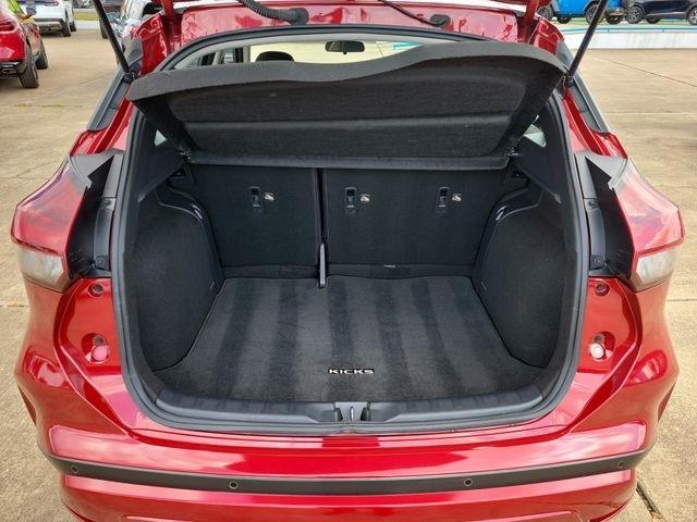 Nissan Kicks SV 2022