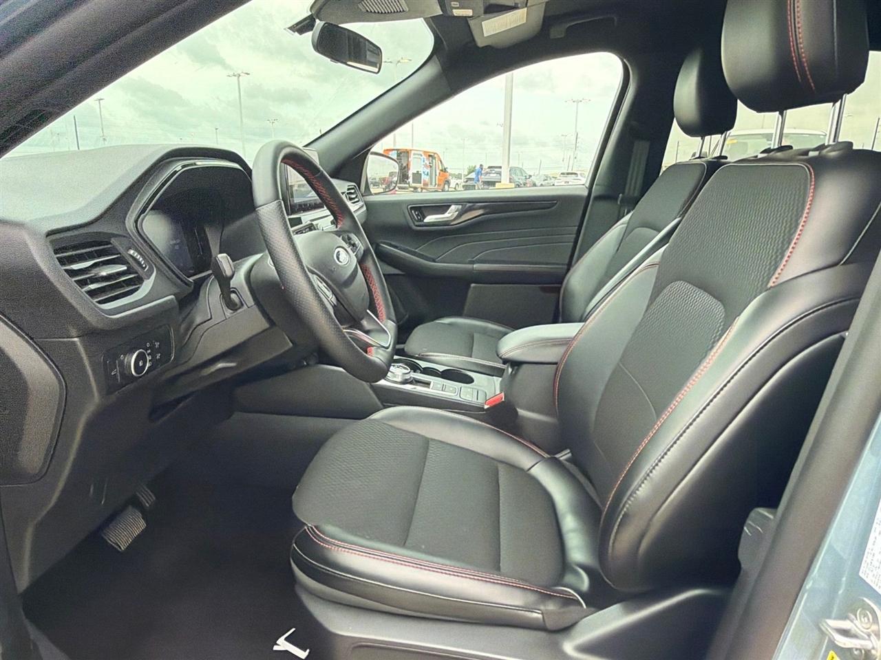 Ford Escape ST-Line Select AWD 2025