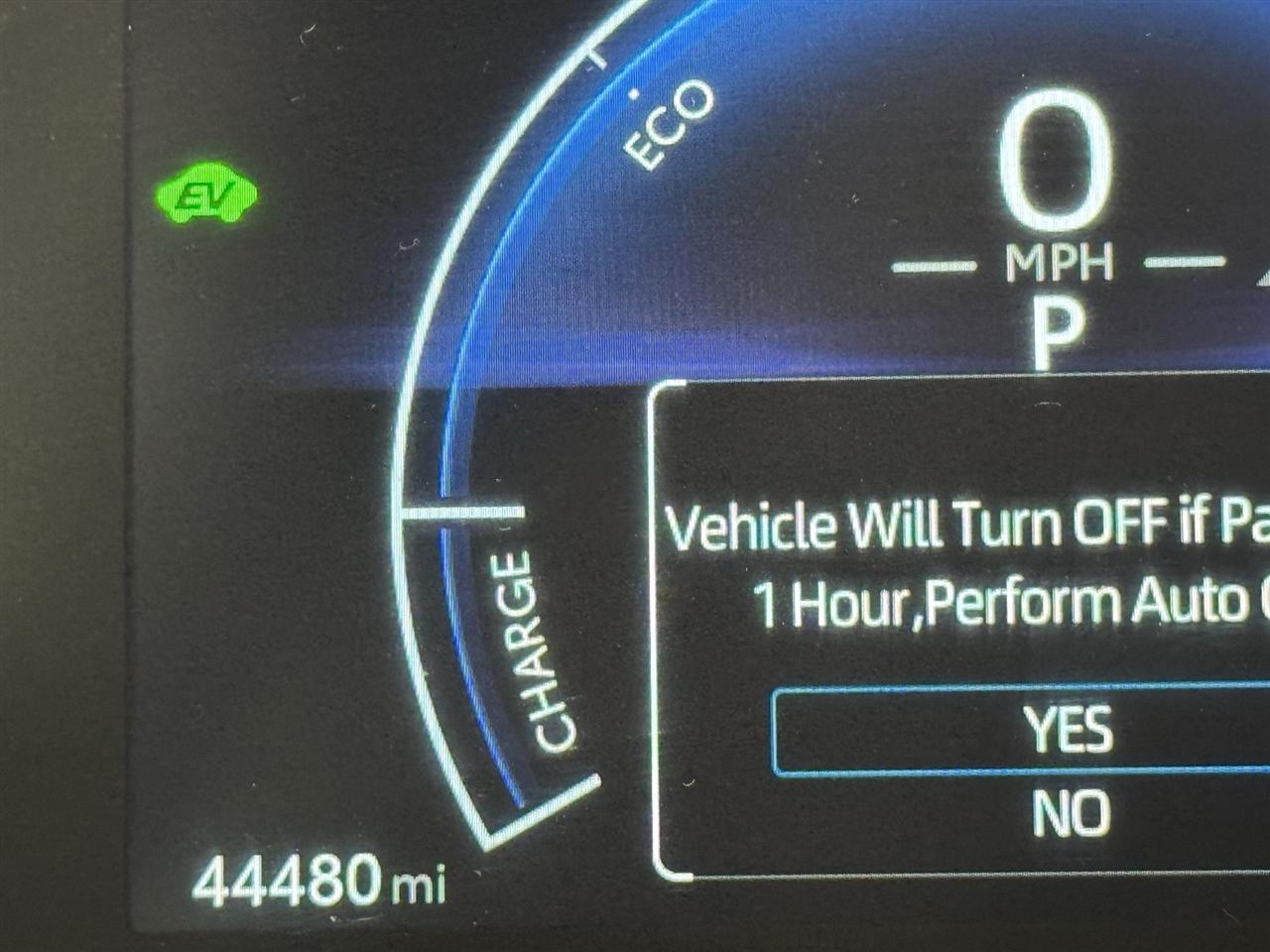 Toyota Camry Hybrid XLE 2025
