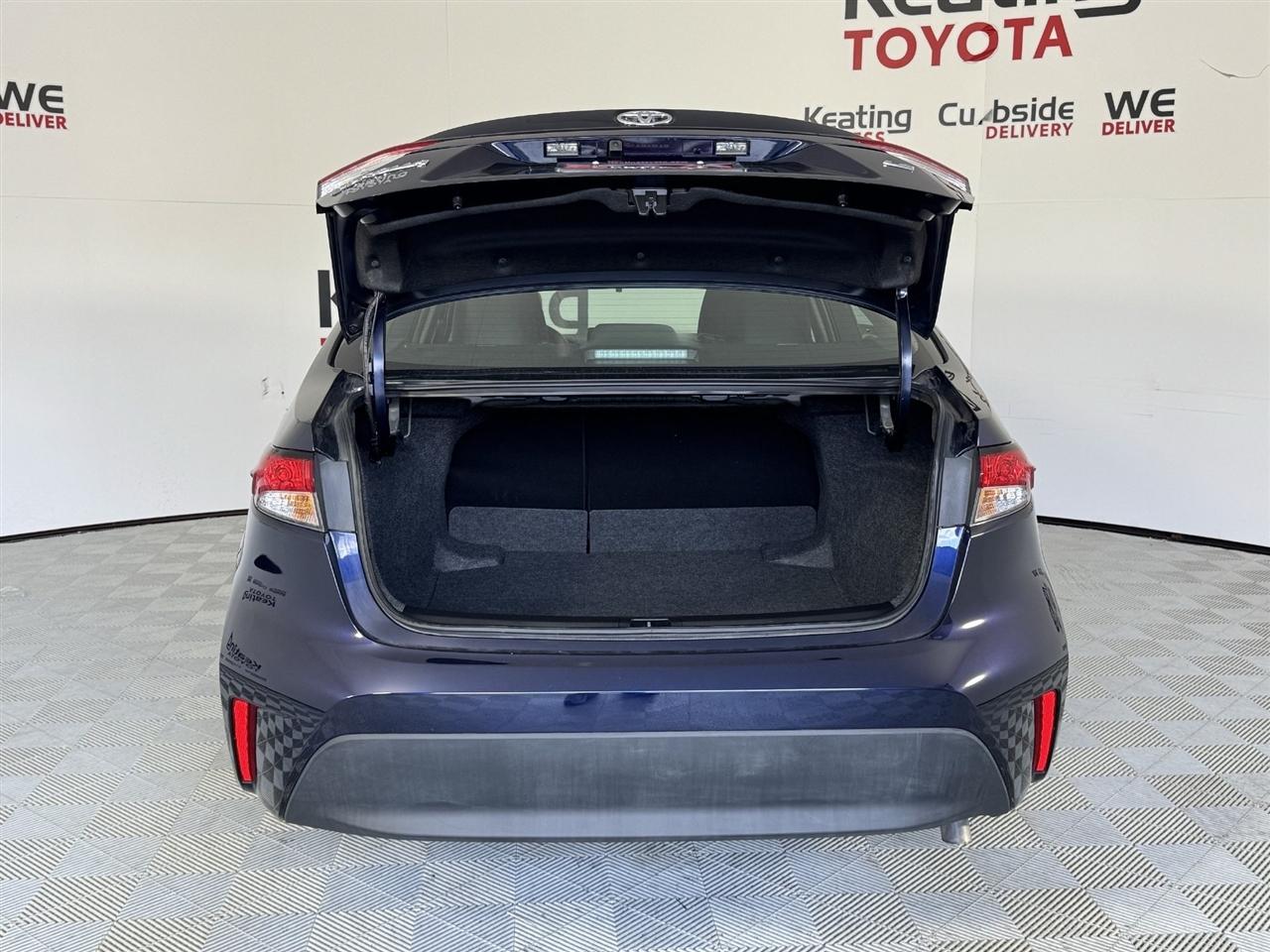 Toyota Corolla LE 2026