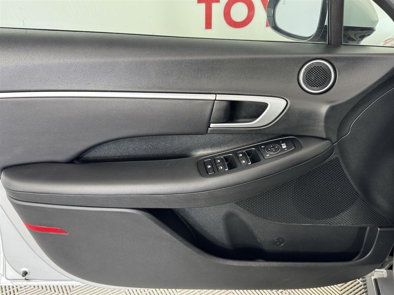 Hyundai Sonata SEL 2025