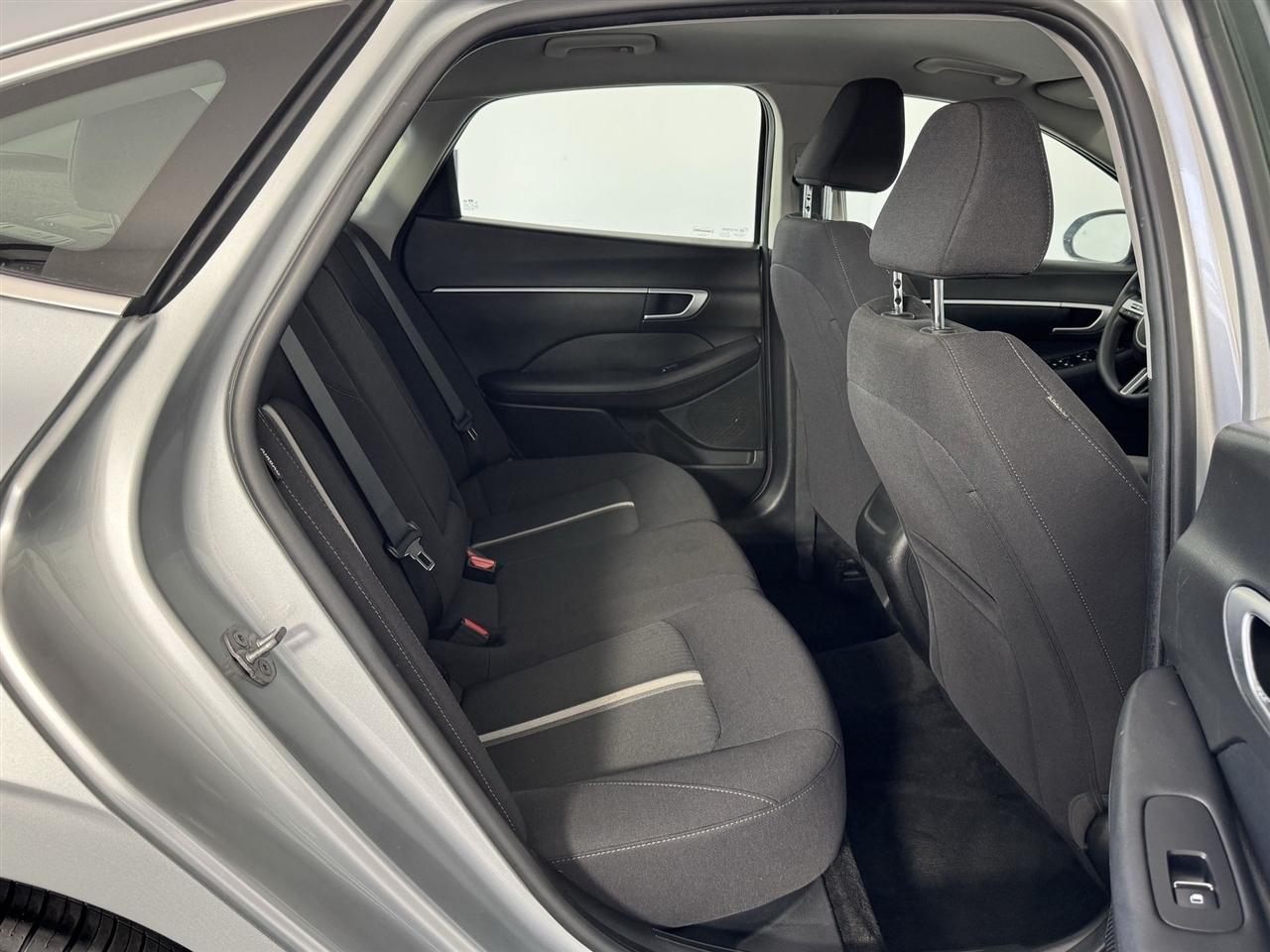 Hyundai Sonata SEL 2025