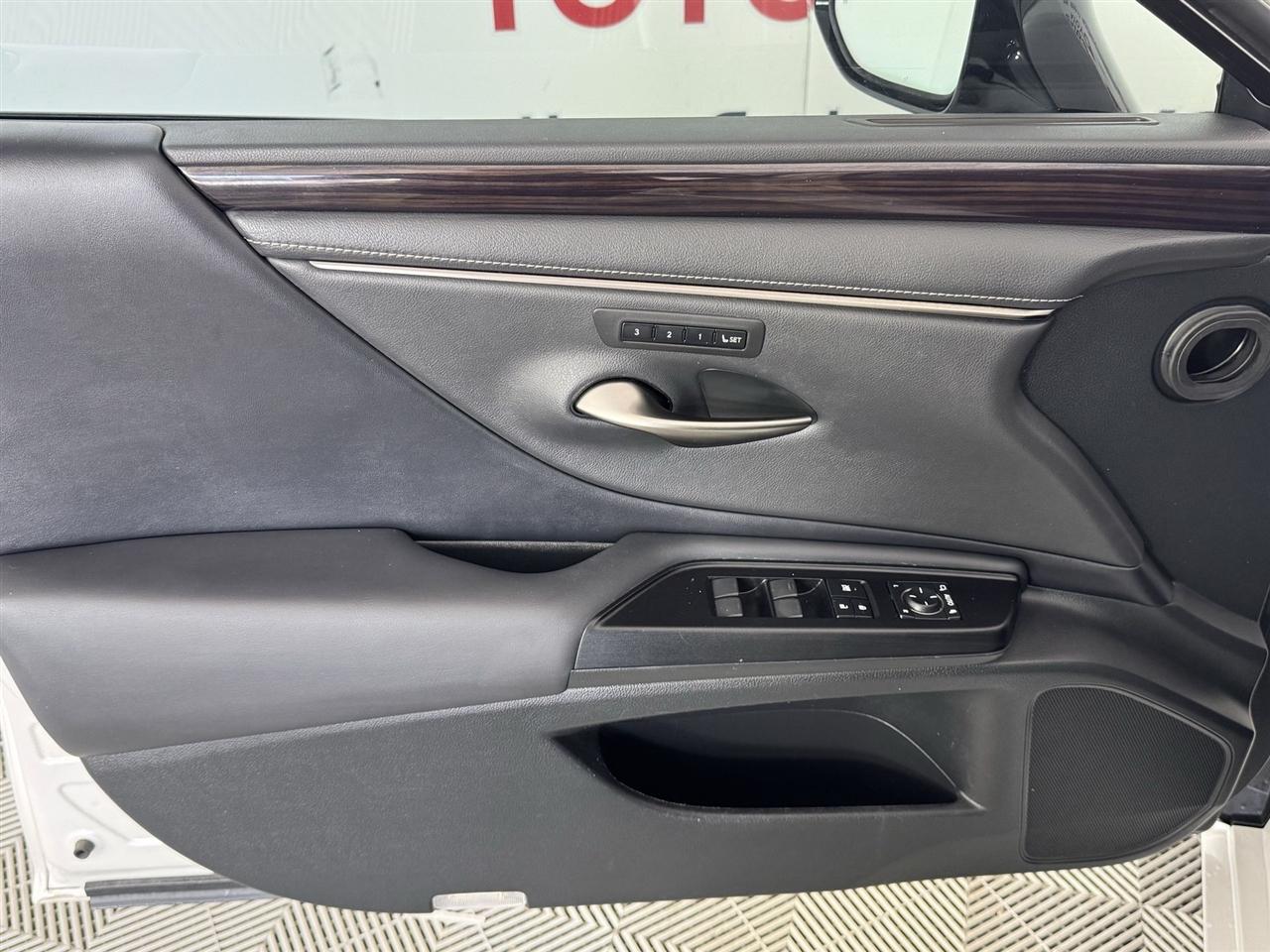 Lexus ES 350 Premium 2020