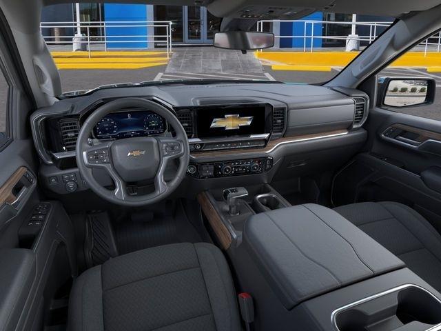Chevrolet Silverado 1500 LT Crew Cab 4WD 2026
