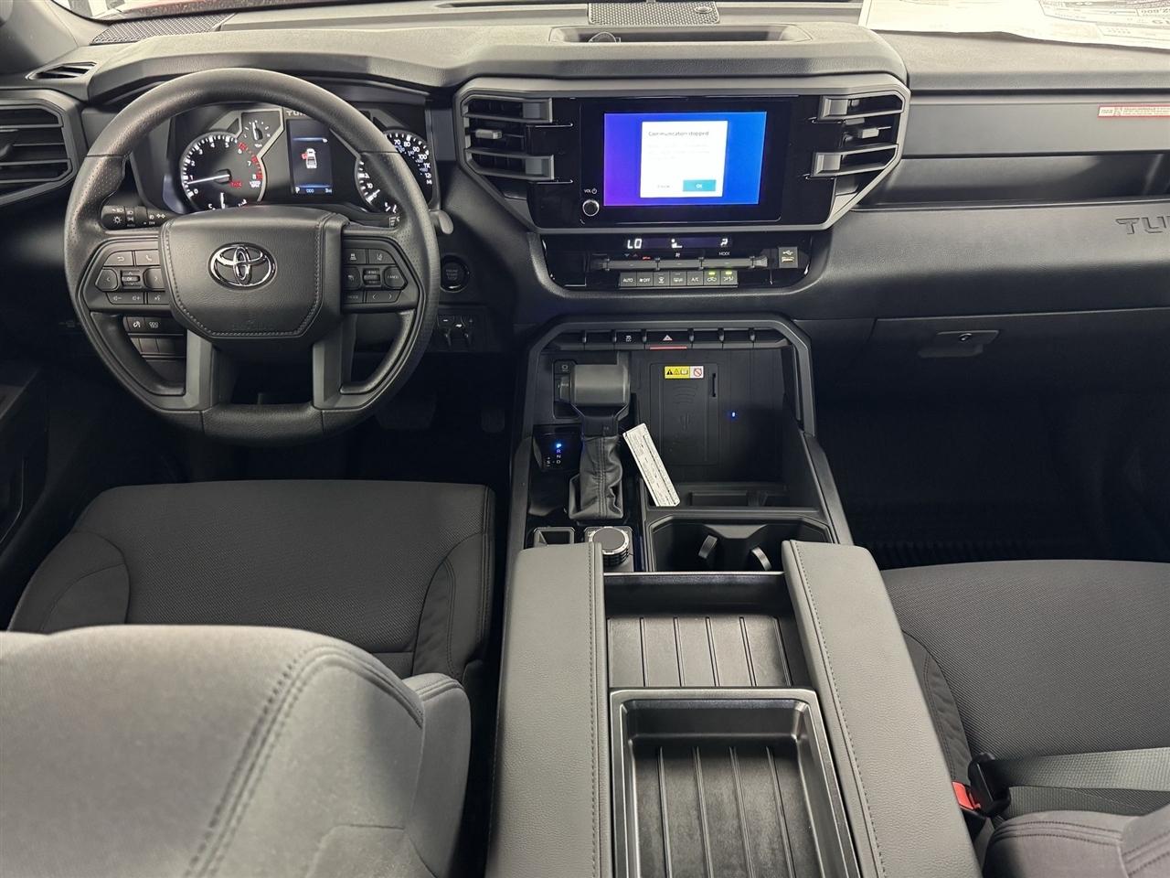 Toyota Tundra SR5 CrewMax 4WD 2026