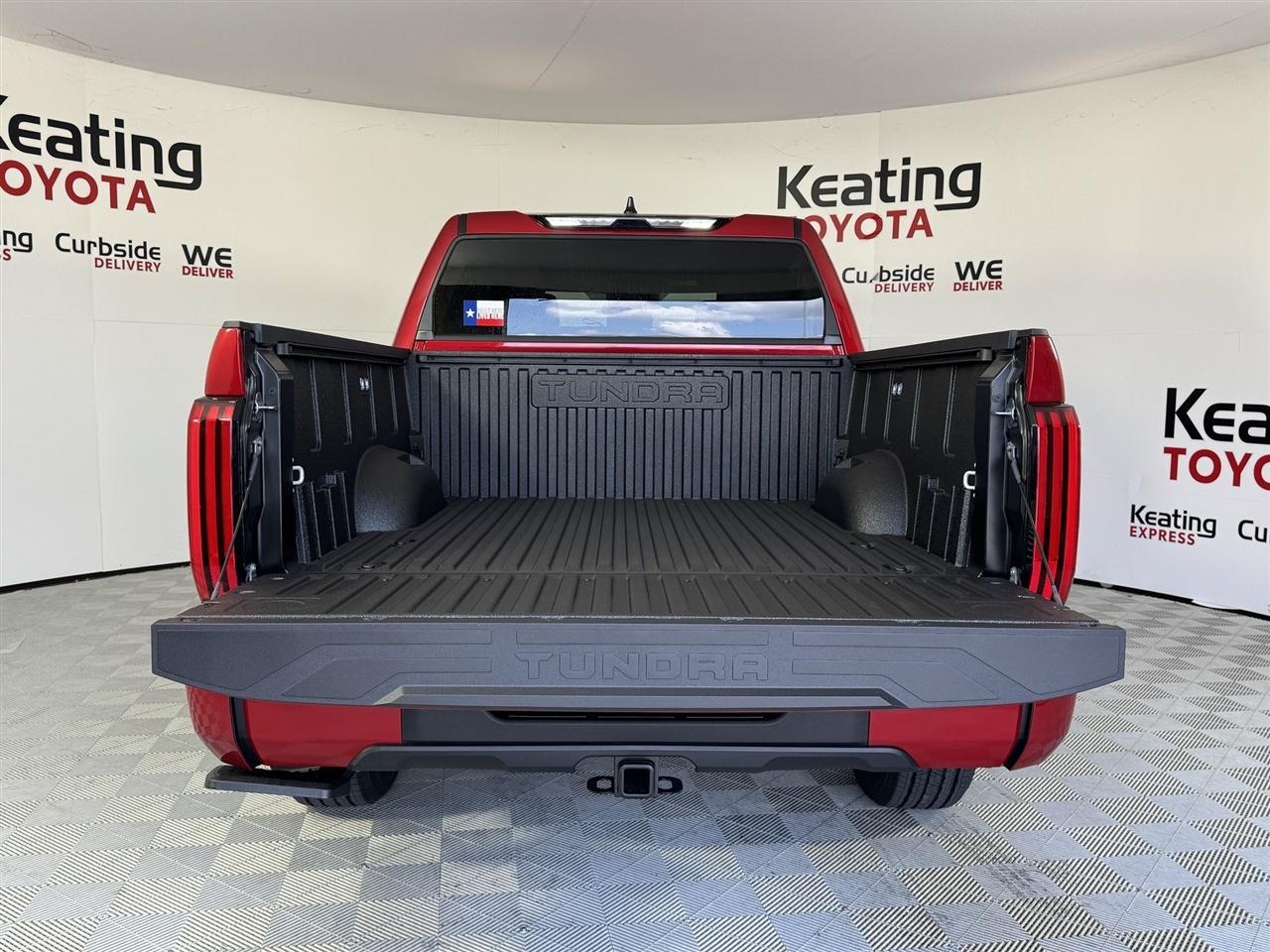 Toyota Tundra SR5 CrewMax 4WD 2026