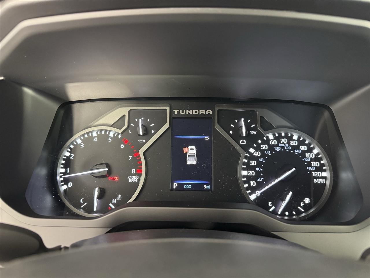 Toyota Tundra SR5 CrewMax 4WD 2026