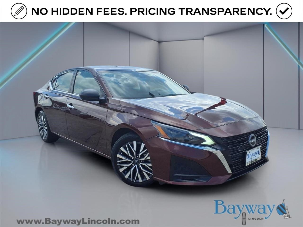 2025 Nissan Altima 2.5 SV