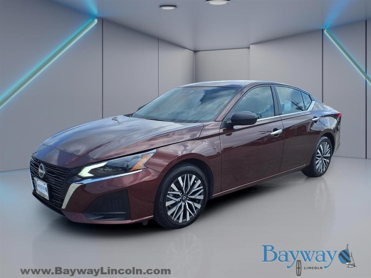 Nissan Altima 2.5 SV 2025