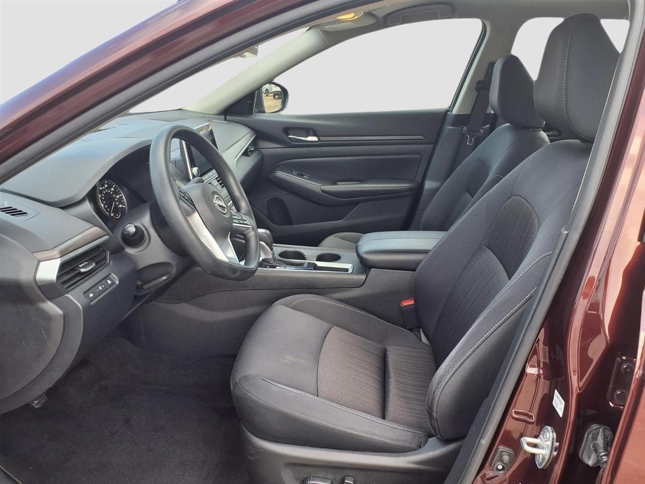 Nissan Altima 2.5 SV 2025