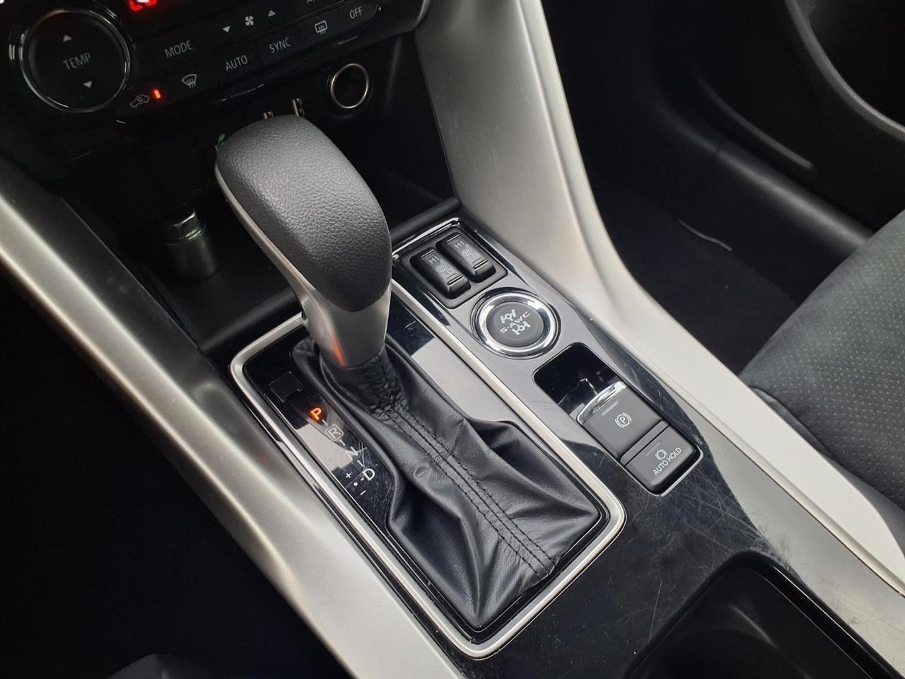 Mitsubishi Eclipse Cross SE AWD 2025