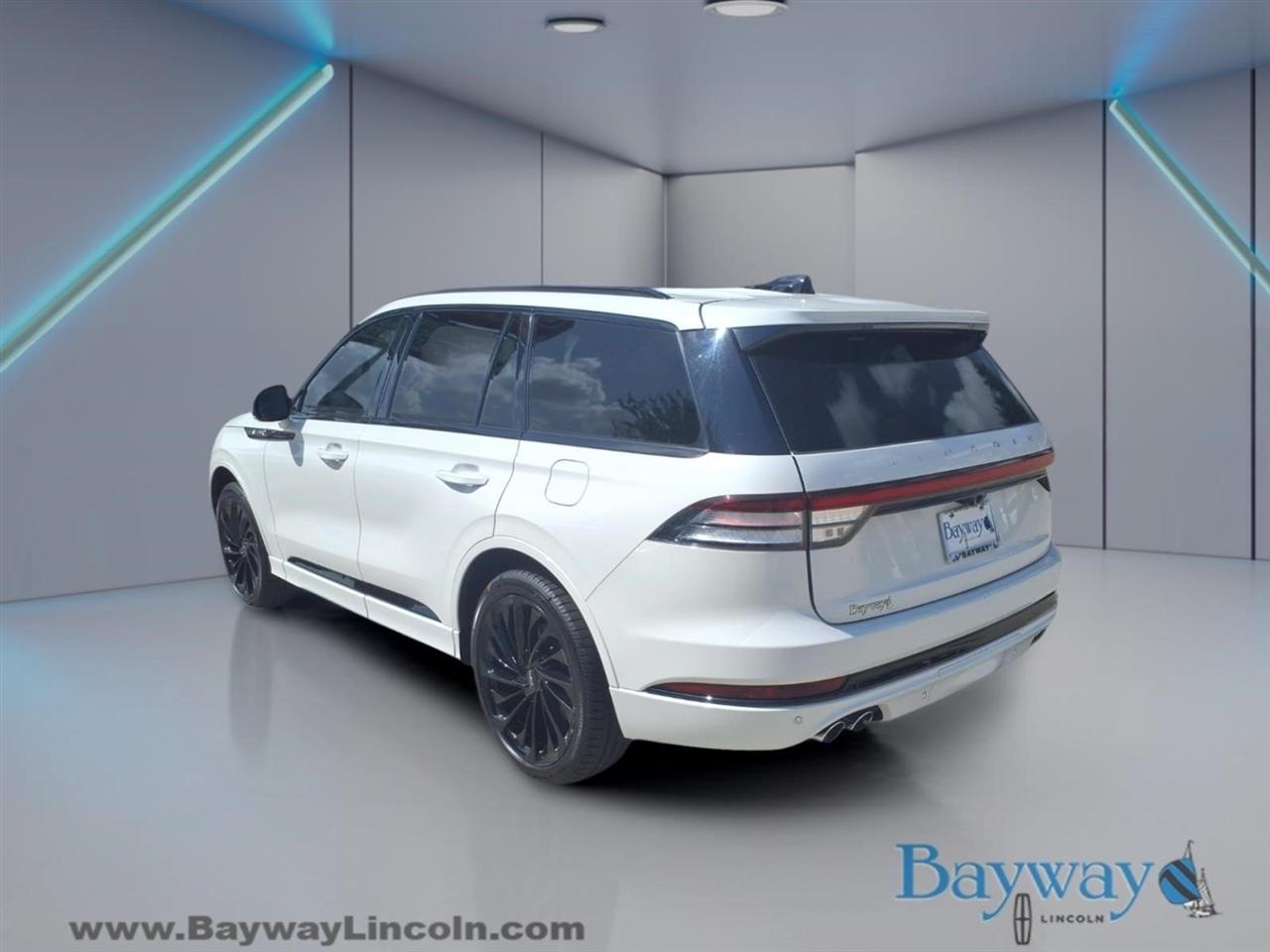Lincoln Aviator Reserve AWD 2025