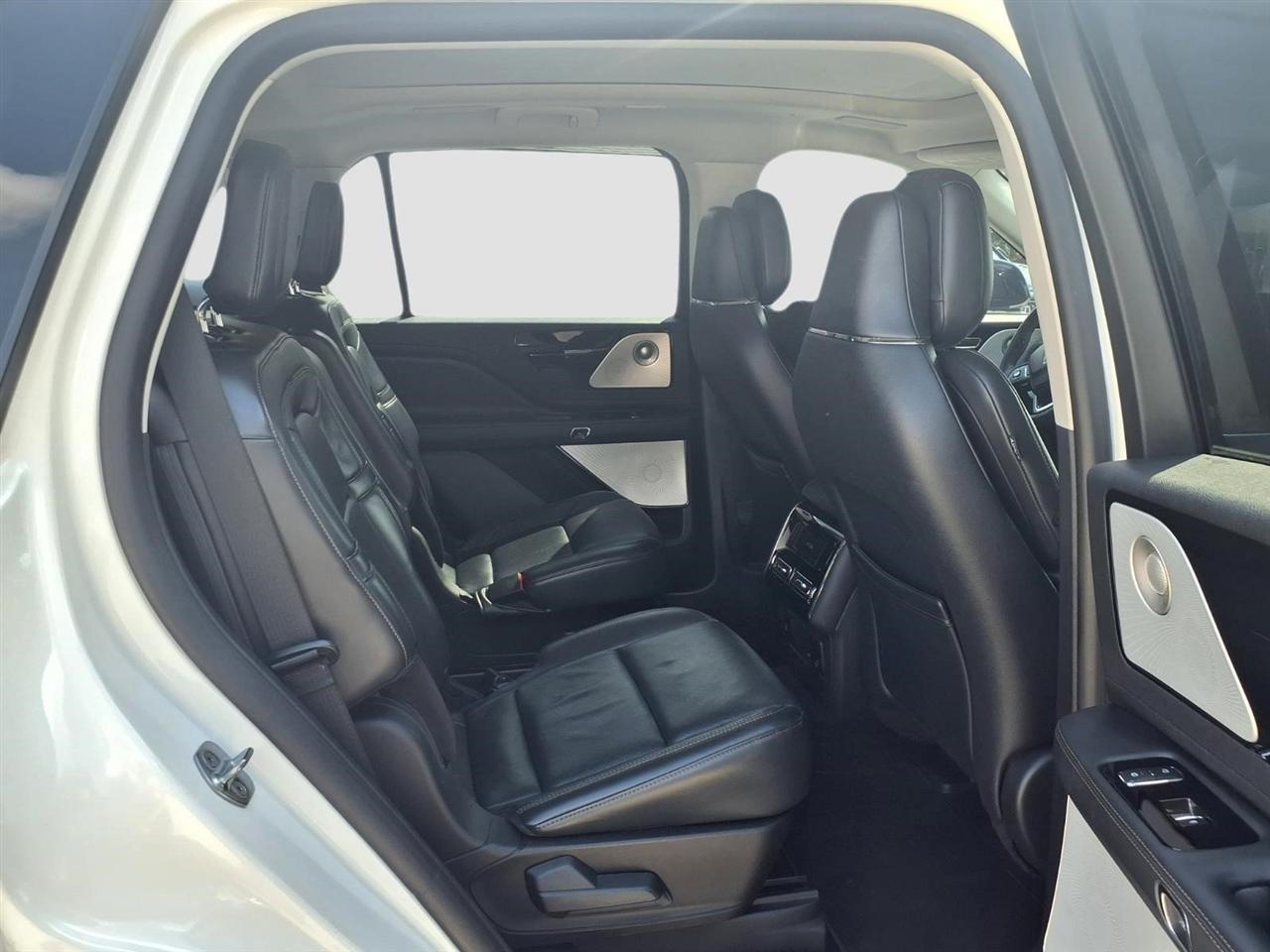 Lincoln Aviator Reserve AWD 2025