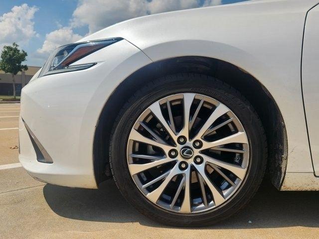 Lexus ES 350 Ultra Luxury 2019
