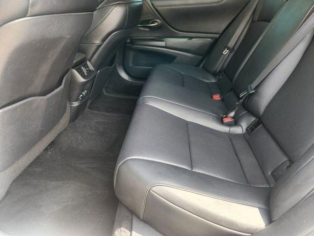 Lexus ES 350 Ultra Luxury 2019