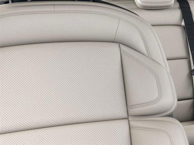 Lincoln Navigator Premiere 2027