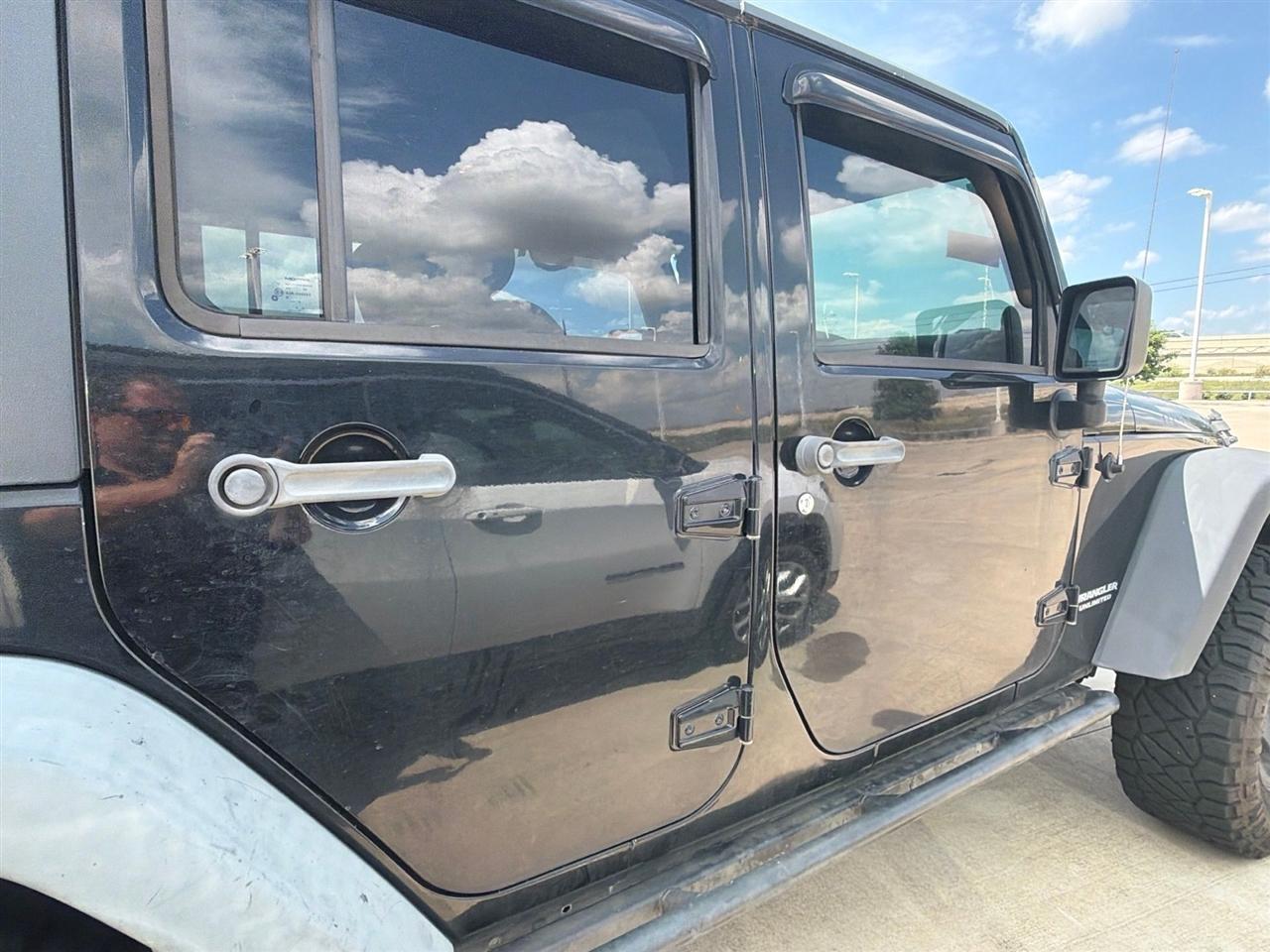 Jeep Wrangler Unlimited Rubicon 4WD 2010