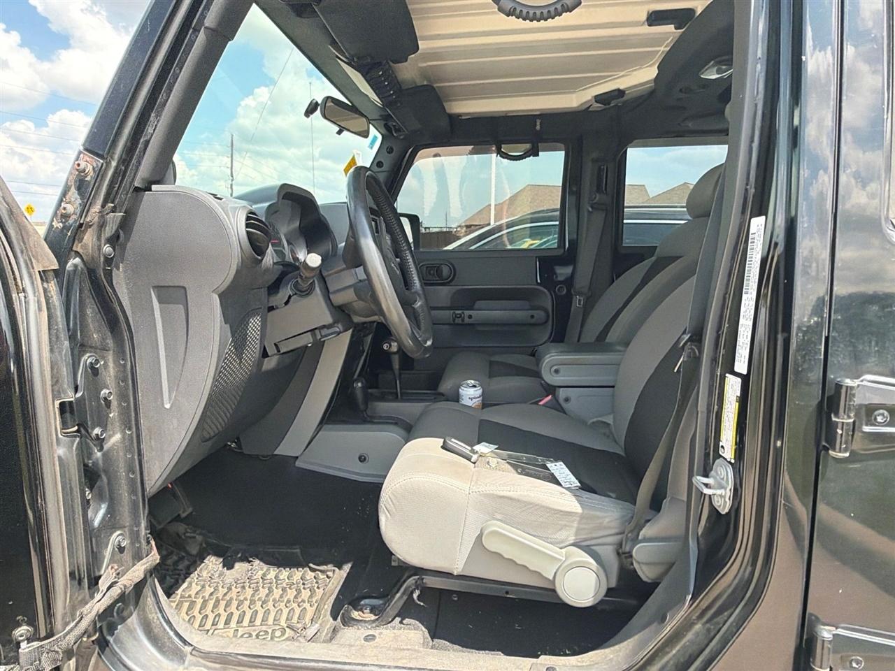Jeep Wrangler Unlimited Rubicon 4WD 2010
