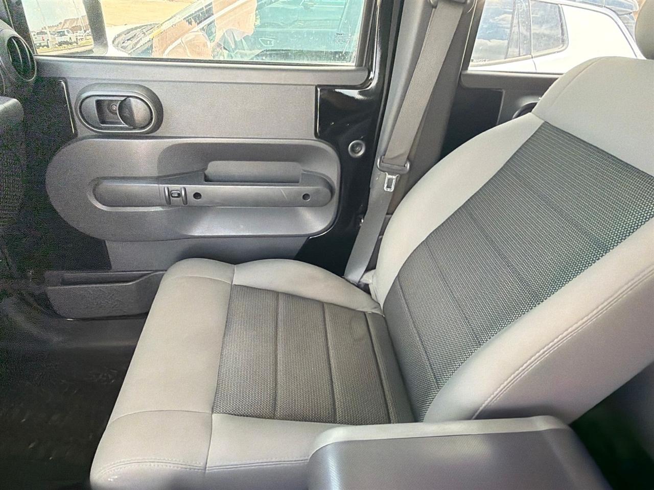 Jeep Wrangler Unlimited Rubicon 4WD 2010