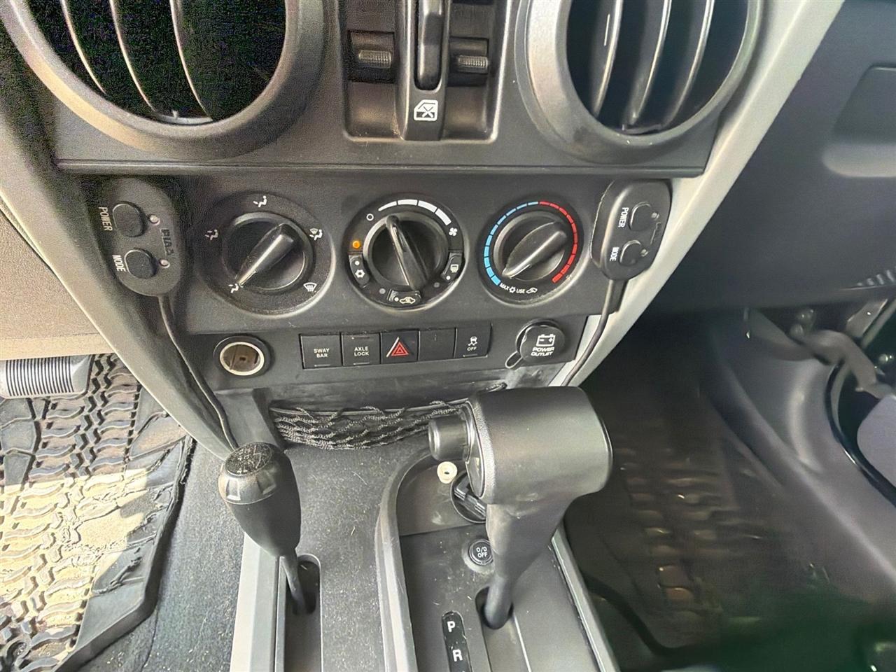 Jeep Wrangler Unlimited Rubicon 4WD 2010