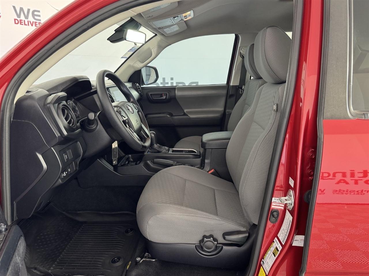 Toyota Tacoma SR5 Double Cab I4 2WD 2021