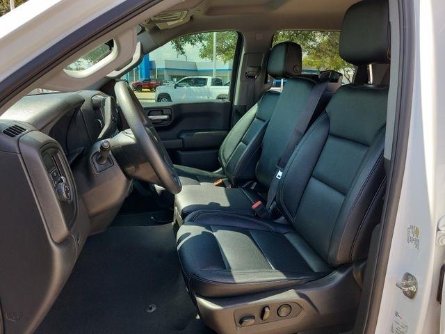 Chevrolet Silverado 1500 Custom Crew Cab 2WD 2024