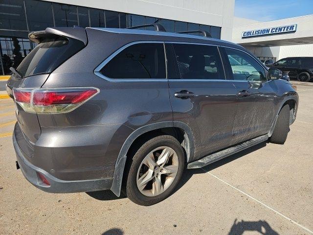 Toyota Highlander Limited FWD V6 2015
