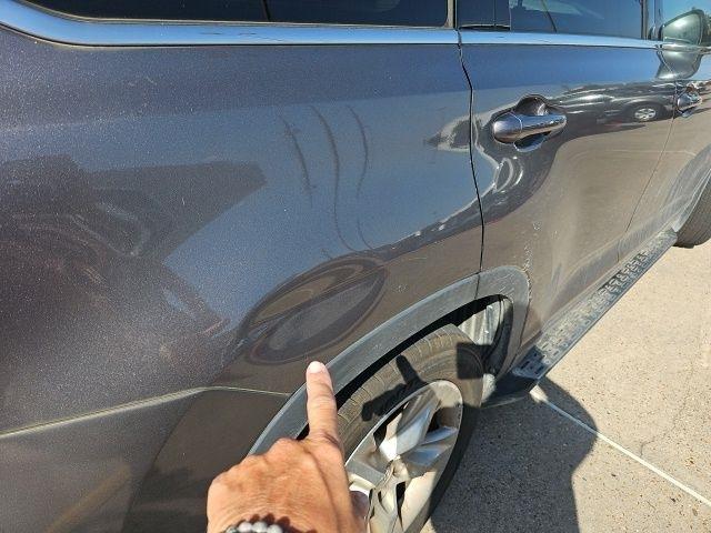 Toyota Highlander Limited FWD V6 2015