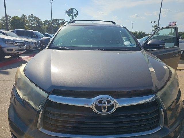 Toyota Highlander Limited FWD V6 2015