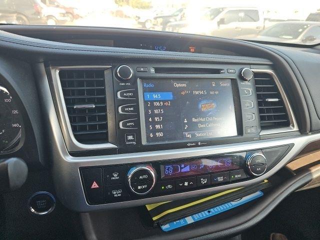 Toyota Highlander Limited FWD V6 2015