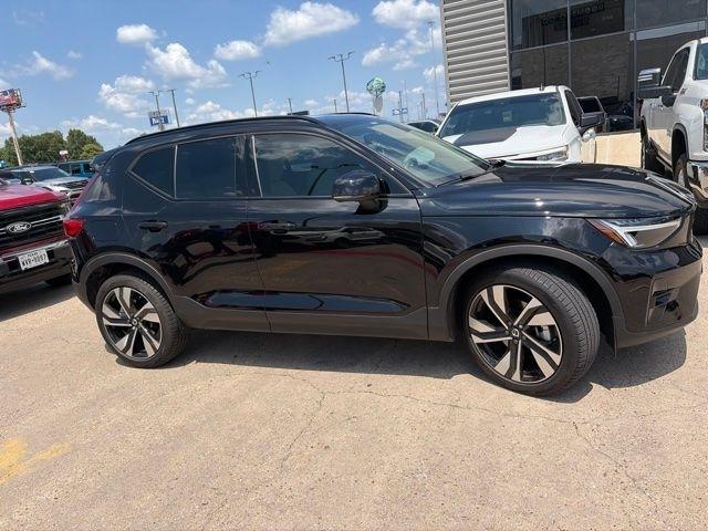 Volvo XC40 B5 Plus Dark AWD 2026